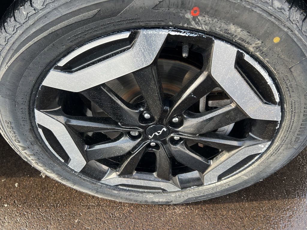 Certified 2023 Kia Telluride S w/ S Sunroof Package image 38