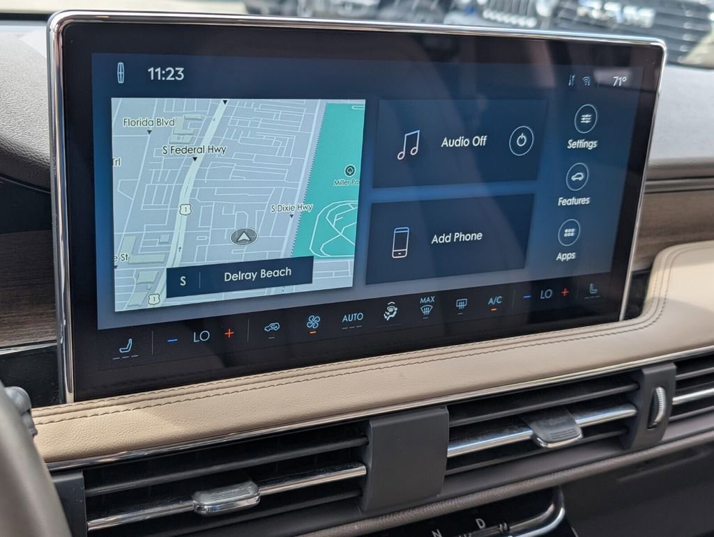 Used 2024 Lincoln Corsair Reserve image 17