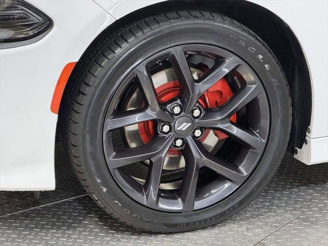Certified 2022 Dodge Charger GT w/ Blacktop Package image 9