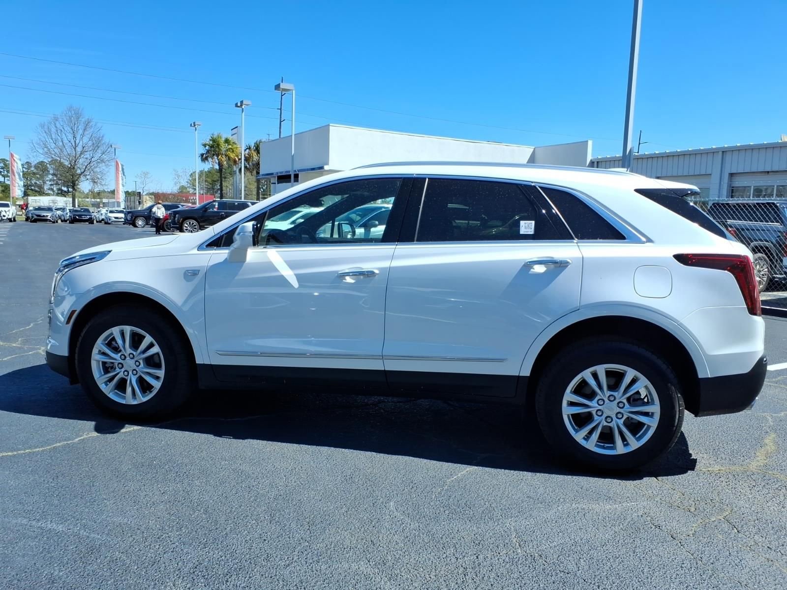 New 2026 Cadillac XT5 Luxury image 6