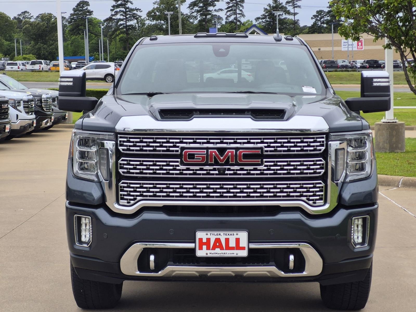 Certified 2020 GMC Sierra 2500 Denali w/ Denali Ultimate Package AWD/4WD image 2