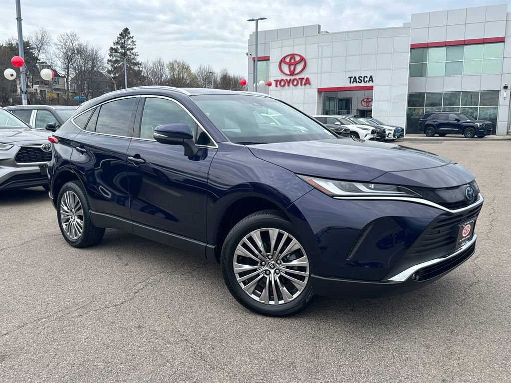 Used 2024 Toyota Venza XLE