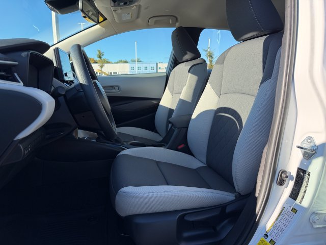Certified 2025 Toyota Corolla LE FWD image 14