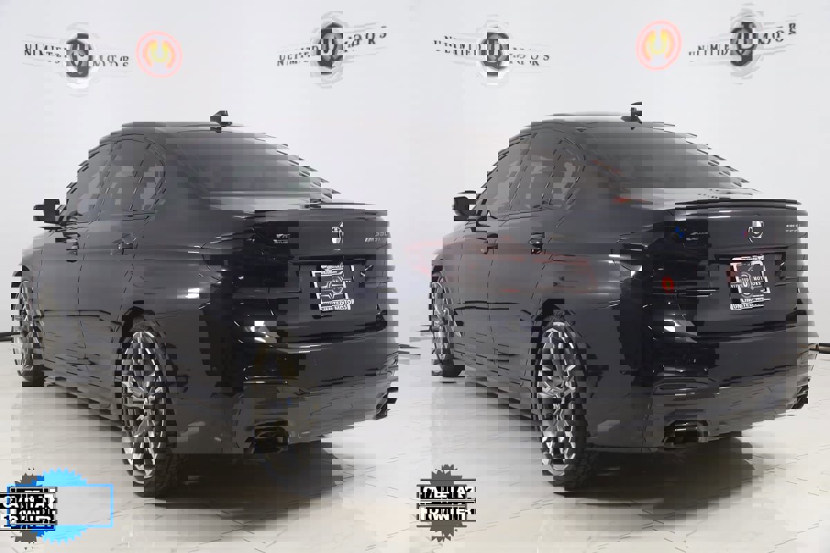 Used 2020 BMW M550i xDrive w/ Premium Package image 4