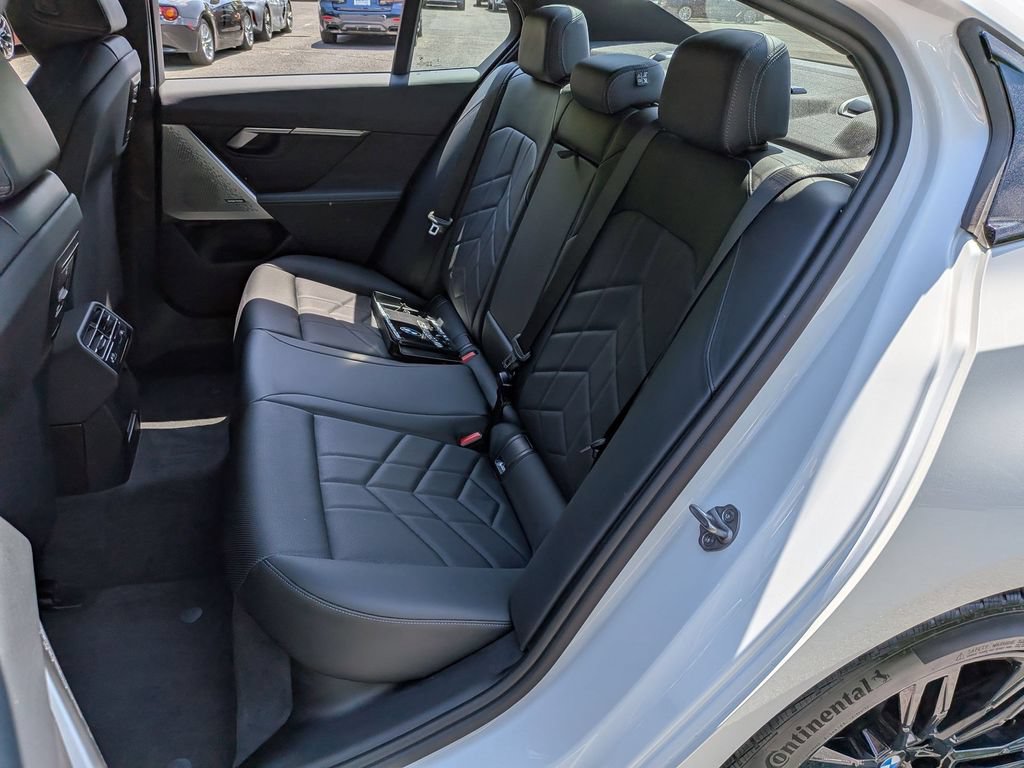 Certified 2024 BMW 540i xDrive w/ M Sport Package AWD/4WD image 22