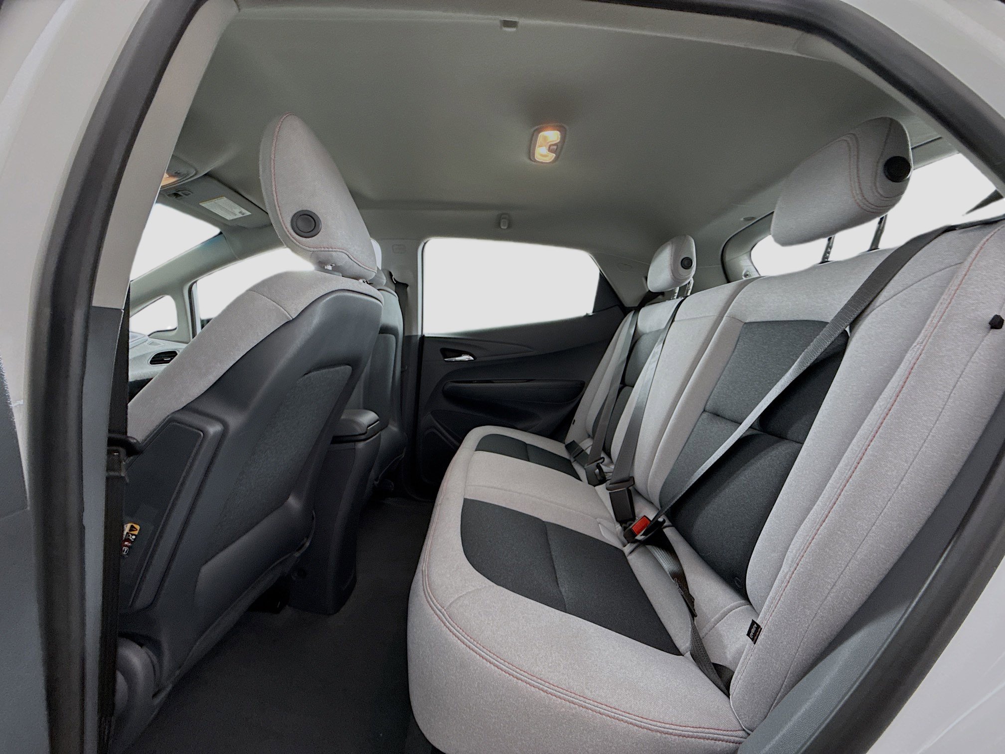 Used 2020 Chevrolet Bolt LT FWD image 25