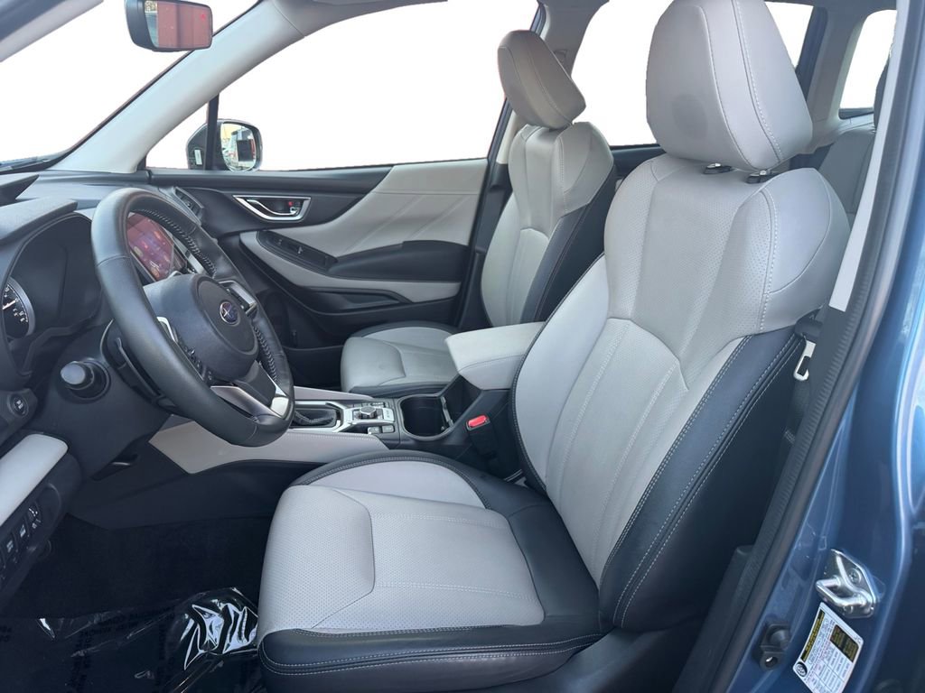 Used 2023 Subaru Forester Limited image 9