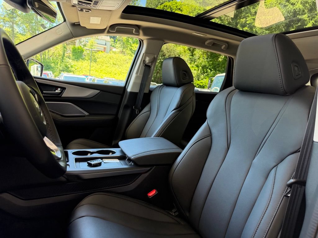 New 2026 Acura MDX SH-AWD image 15