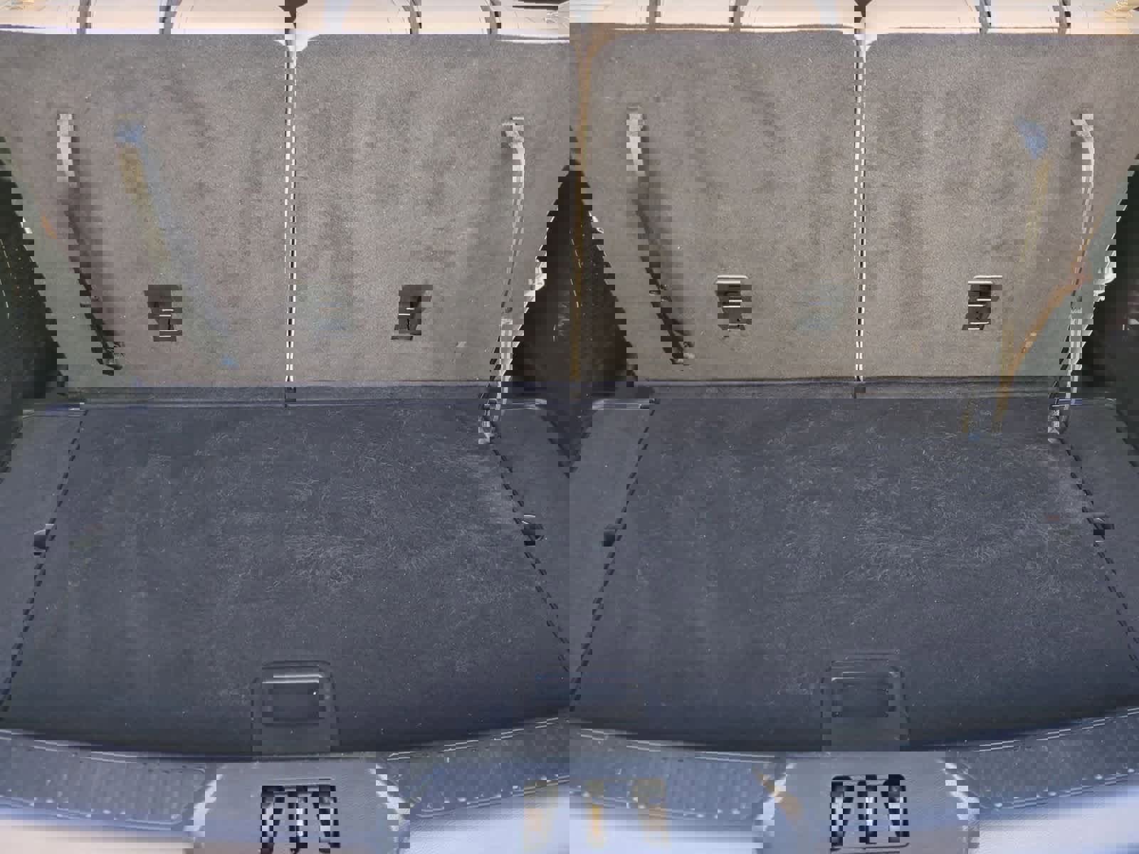 Used 2022 Ford Explorer XLT w/ Equipment Group 202A image 34