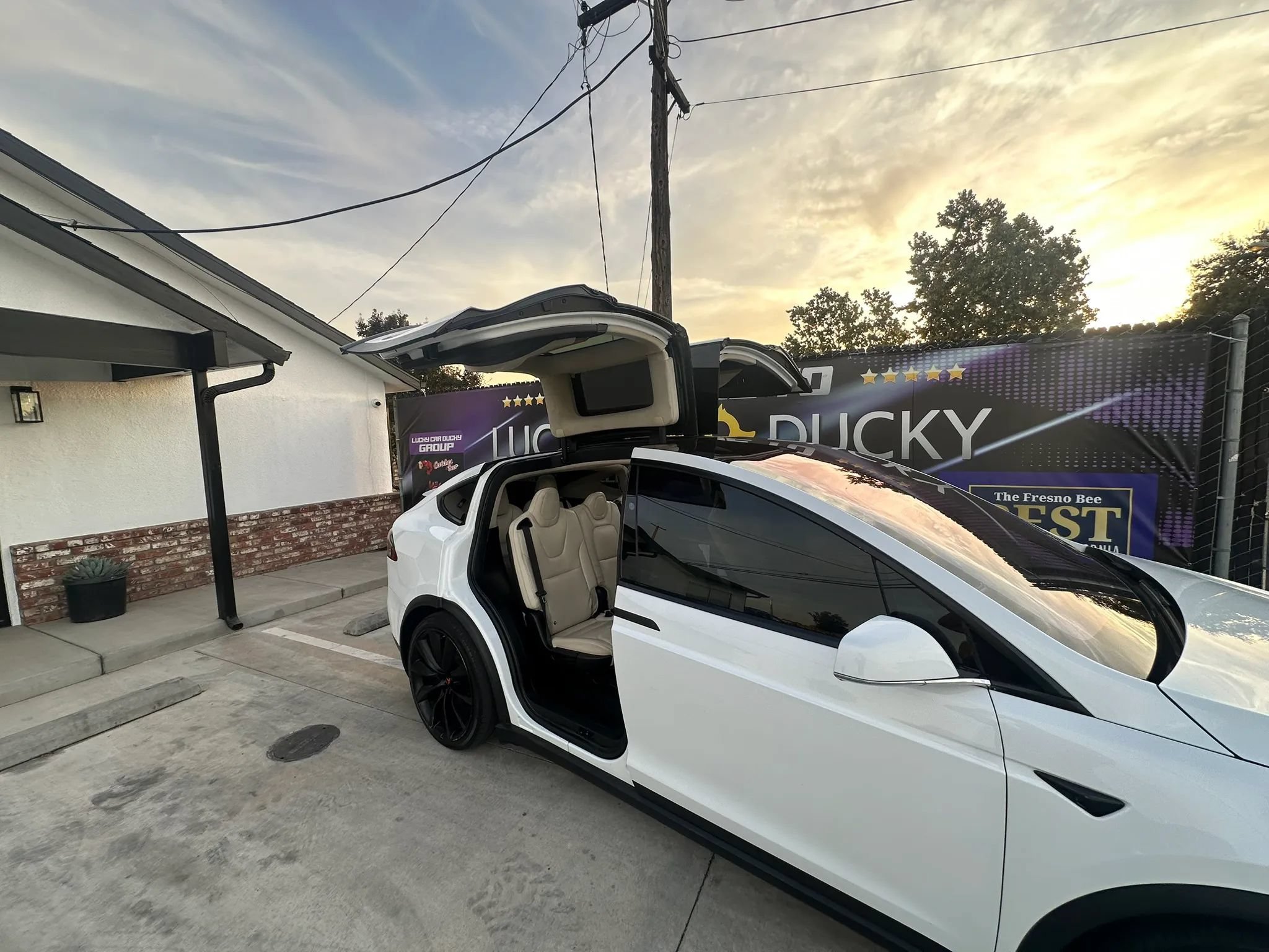 Used 2018 Tesla Model X 75D AWD/4WD image 52