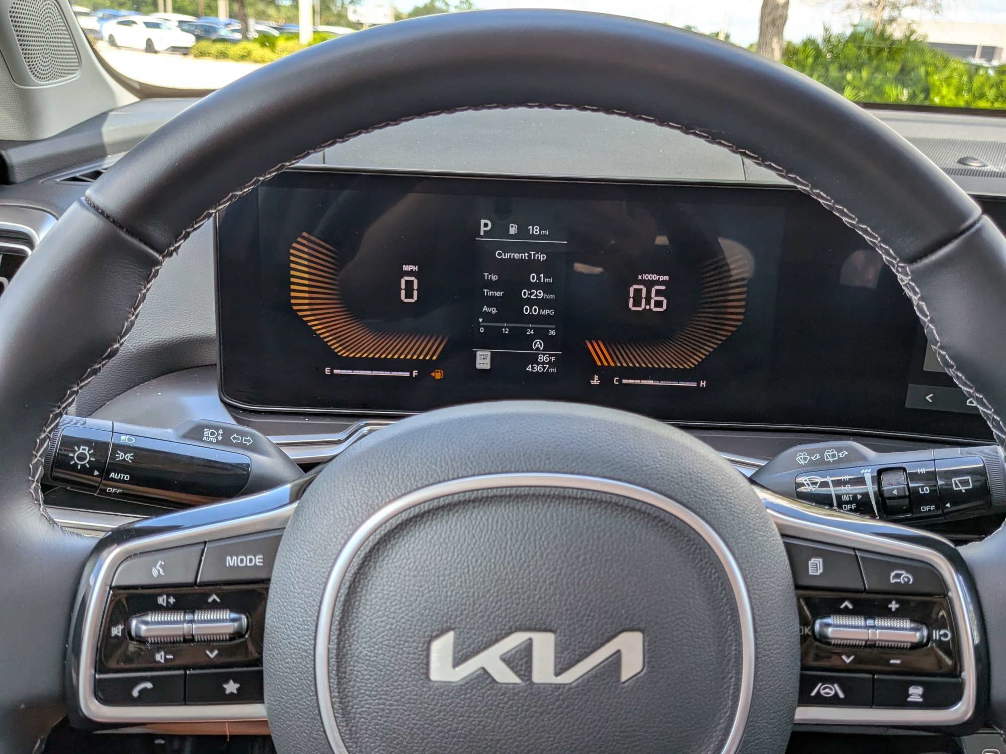 Certified 2025 Kia Sorento S w/ Panoramic Sunroof Package FWD image 34