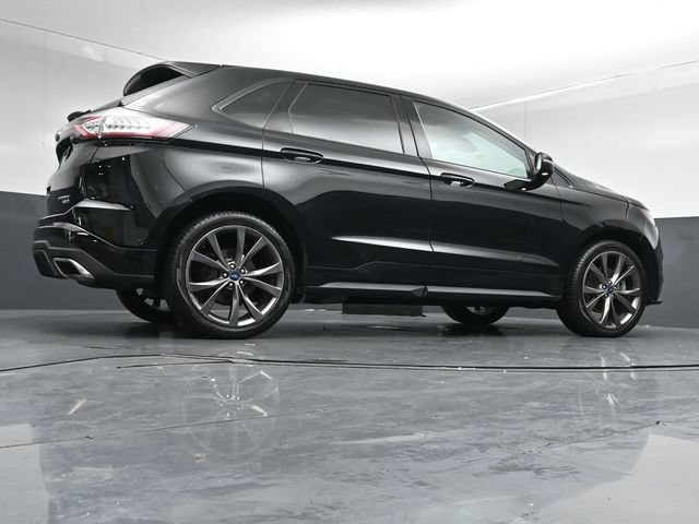 Used 2018 Ford Edge Sport w/ Equipment Group 401A AWD/4WD image 39