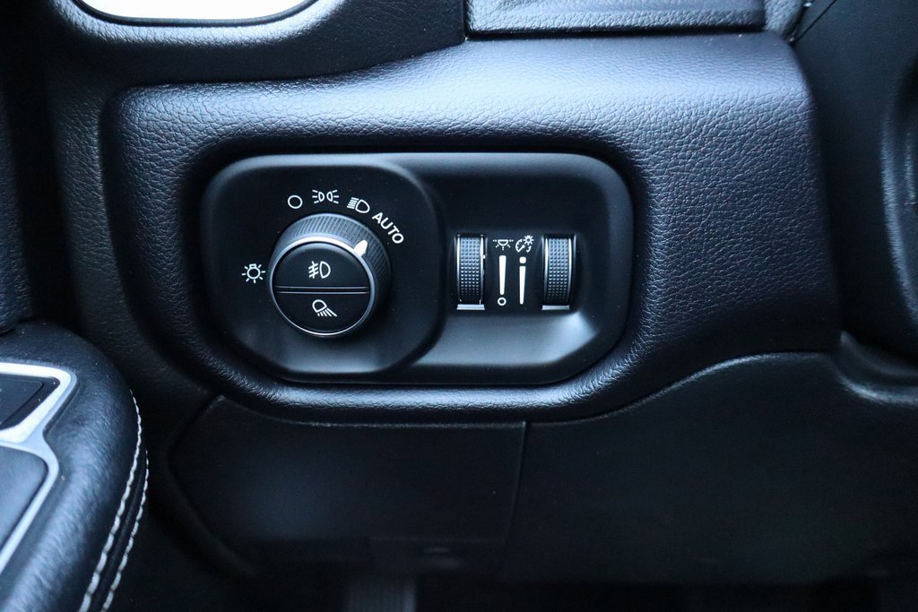 Used 2022 RAM 3500 Laramie w/ Night Edition image 17