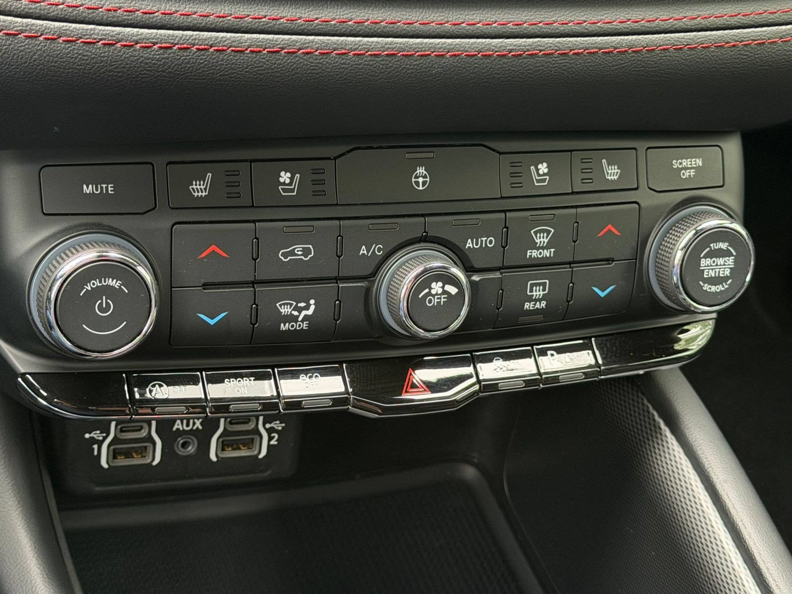 Used 2024 Dodge Durango GT AWD/4WD image 19