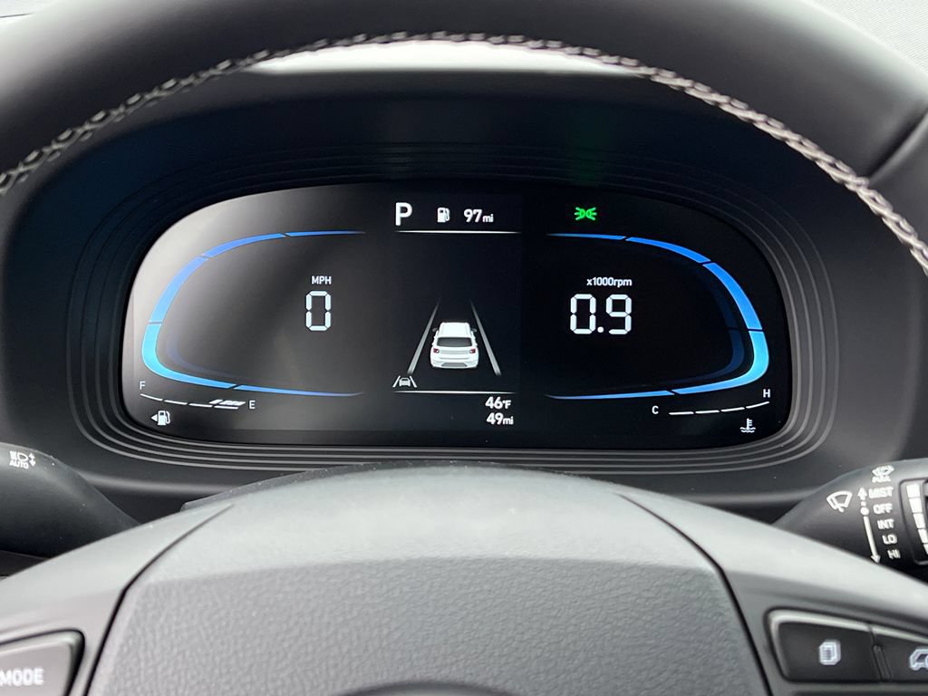 New 2025 Hyundai Venue Limited FWD image 9