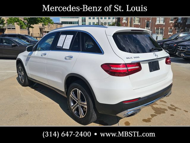 Used 2018 Mercedes-Benz GLC 300 4MATIC image 4