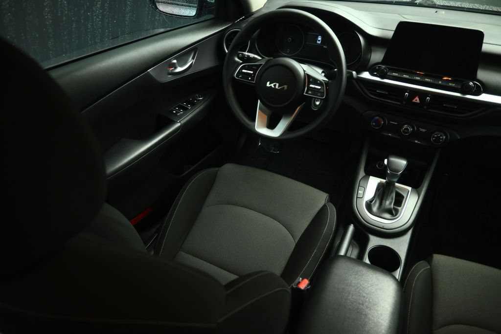 Used 2023 Kia Forte LXS w/ LXS Technology Package FWD image 47