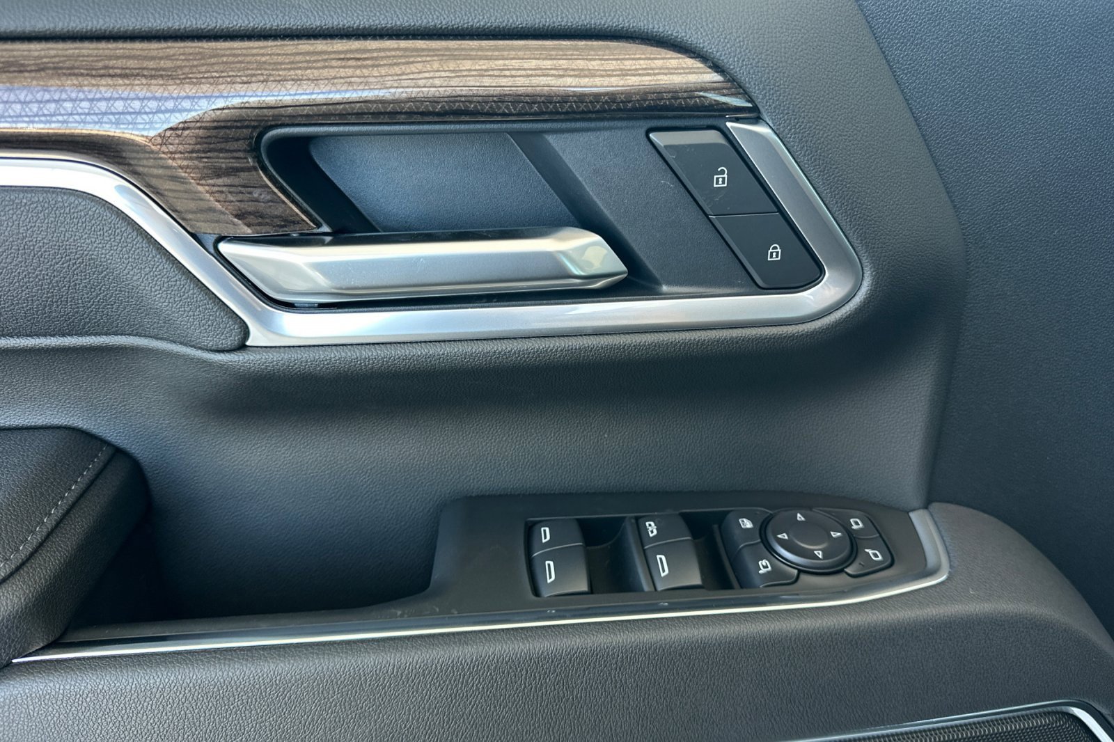 New 2025 Chevrolet Silverado 2500 LT w/ Safety Package image 11