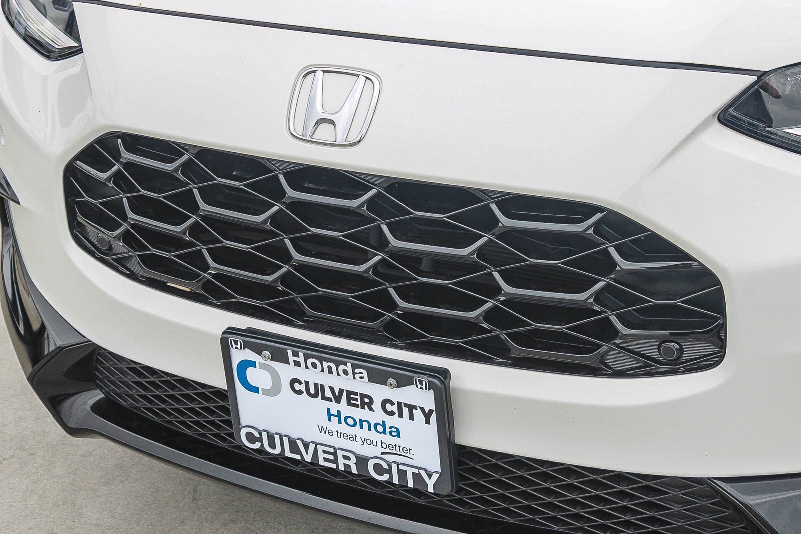 Used 2023 Honda HR-V EX-L image 6
