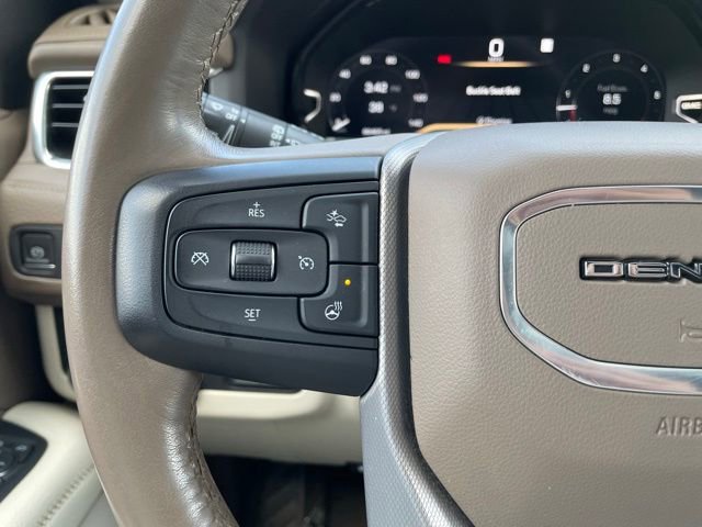 Used 2022 GMC Yukon XL Denali w/ Max Trailering Package AWD/4WD image 17