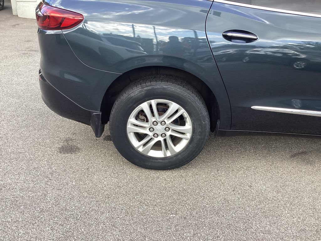 Used 2020 Buick Enclave Essence w/ Sound and Sites Package AWD/4WD image 22