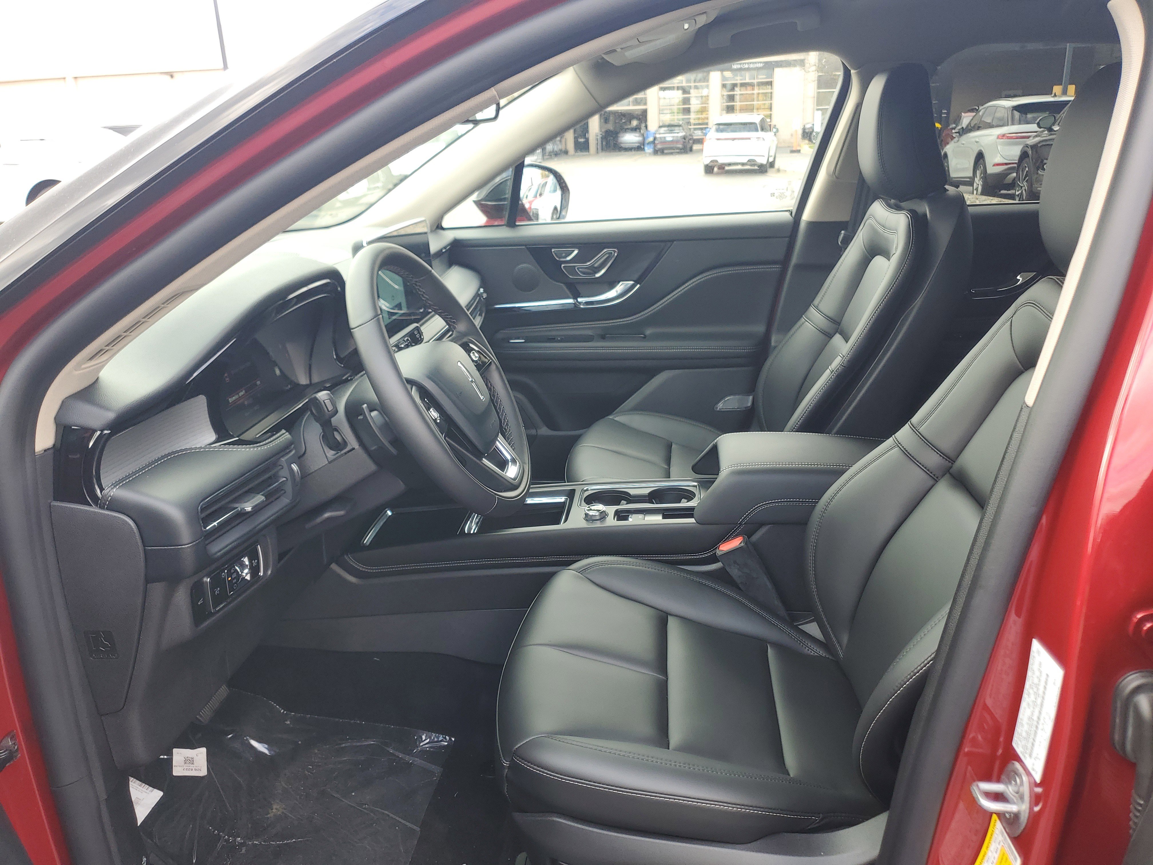 New 2025 Lincoln Corsair FWD image 11