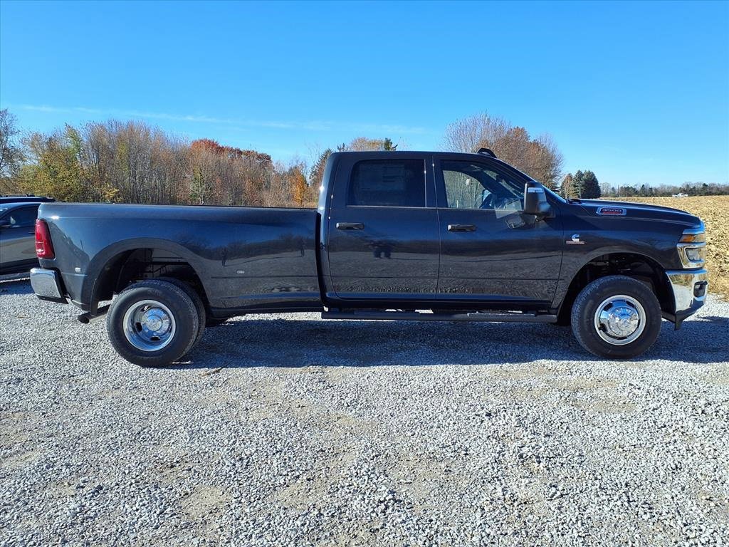 New 2026 RAM 3500 Tradesman image 28