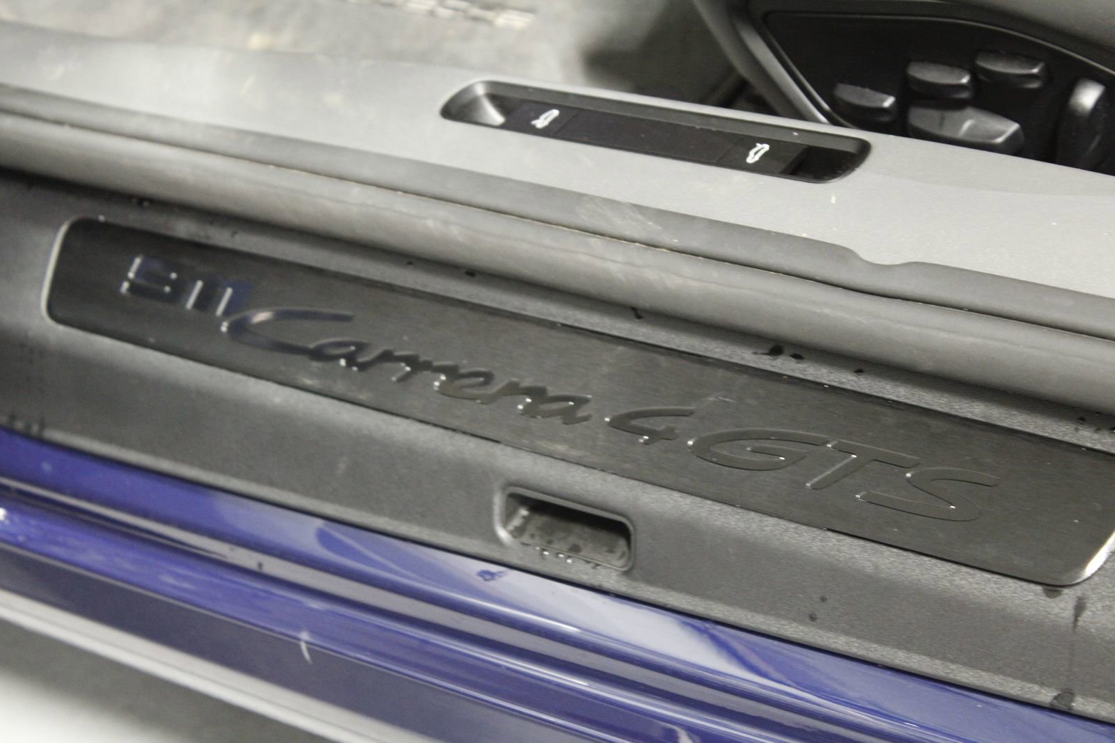 Used 2024 Porsche 911 Carrera 4 GTS image 32