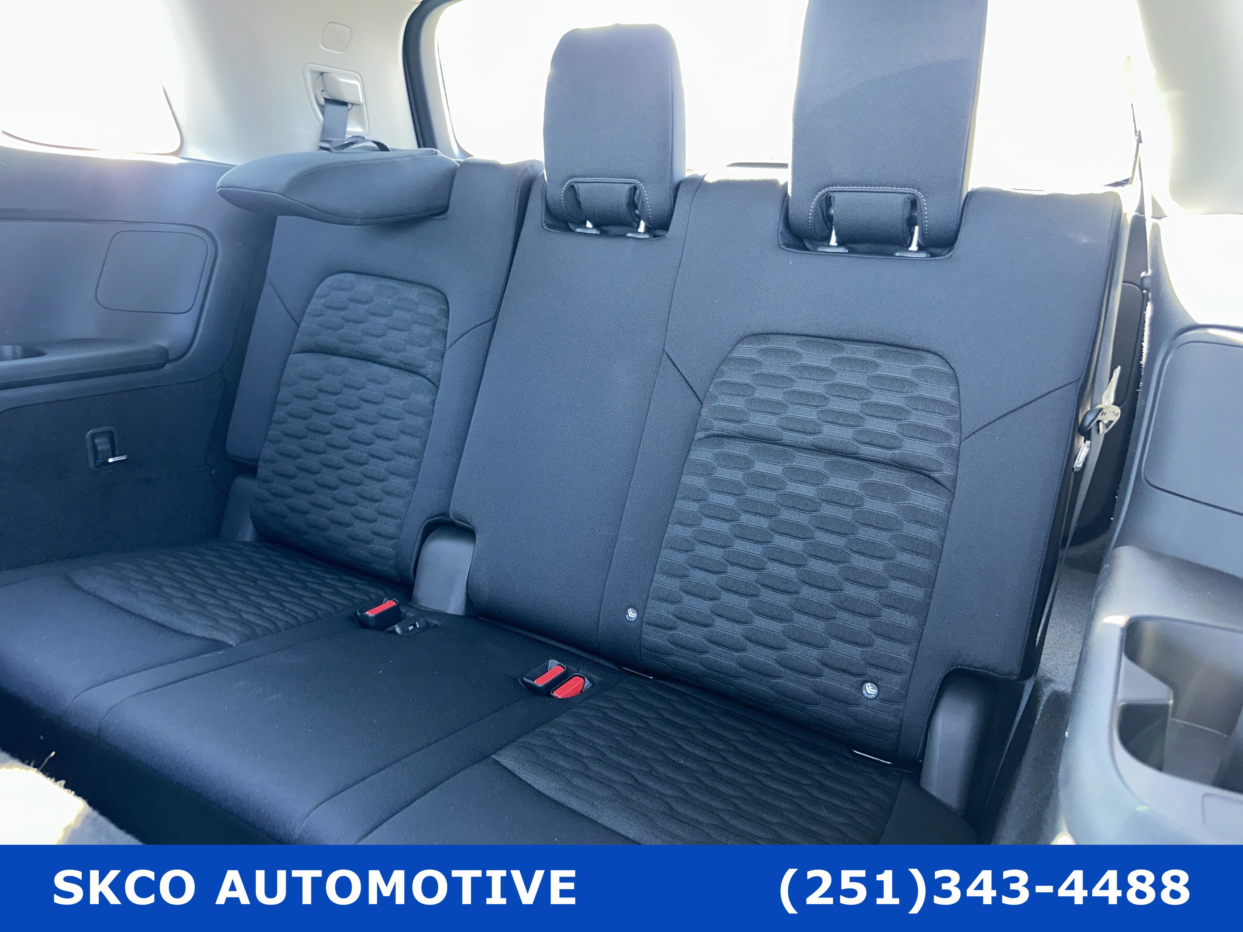 Used 2022 Nissan Pathfinder SV image 28
