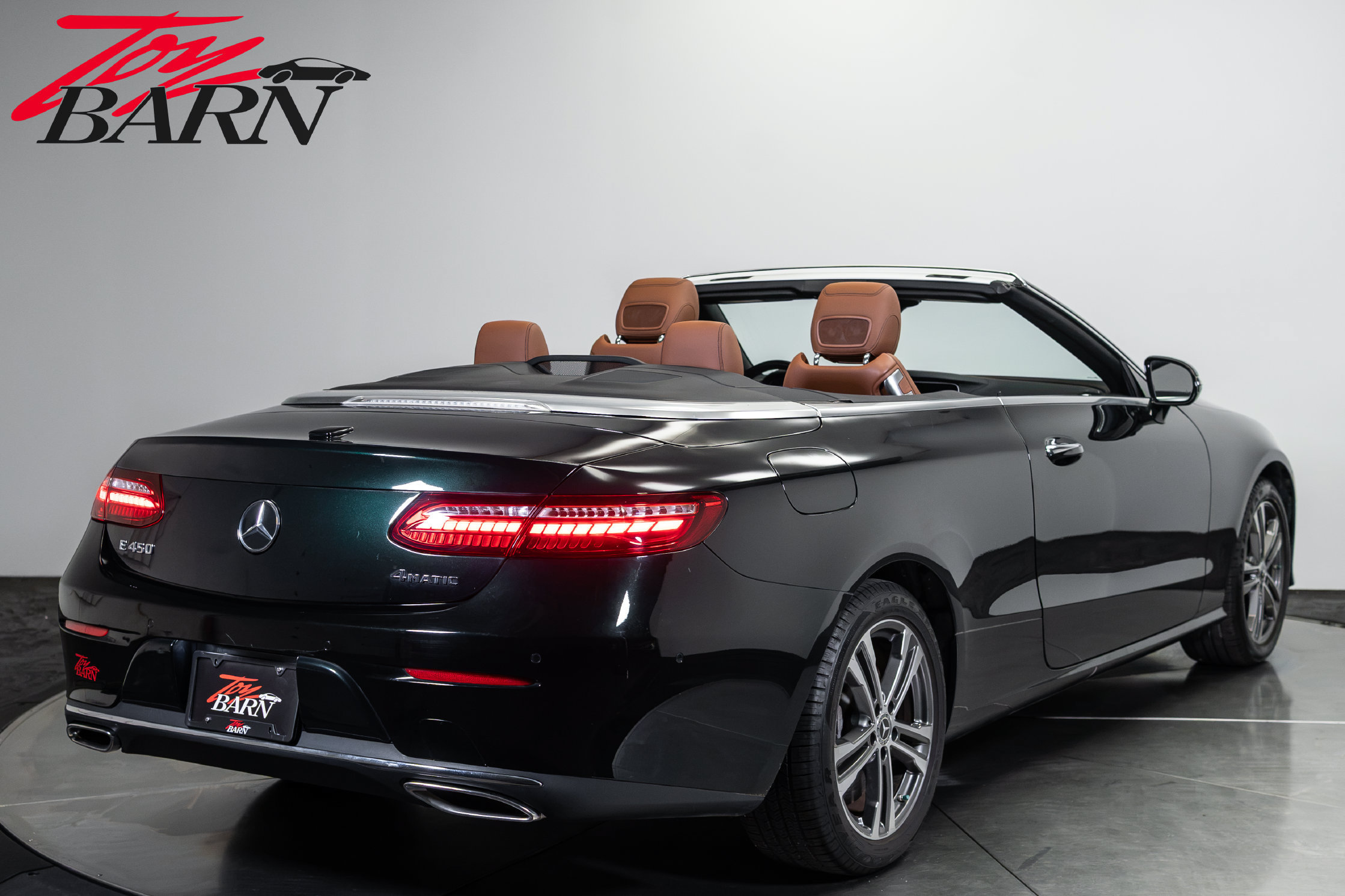 Used 2022 Mercedes-Benz E 450 4MATIC Cabriolet image 5