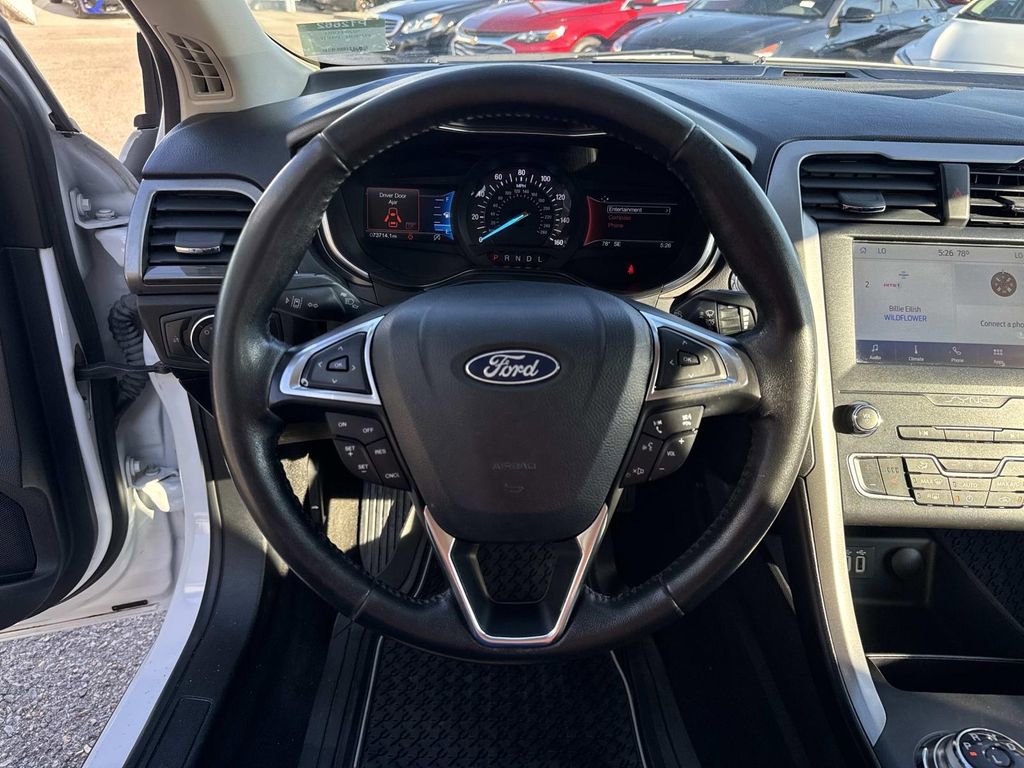 Used 2020 Ford Fusion SEL FWD image 22