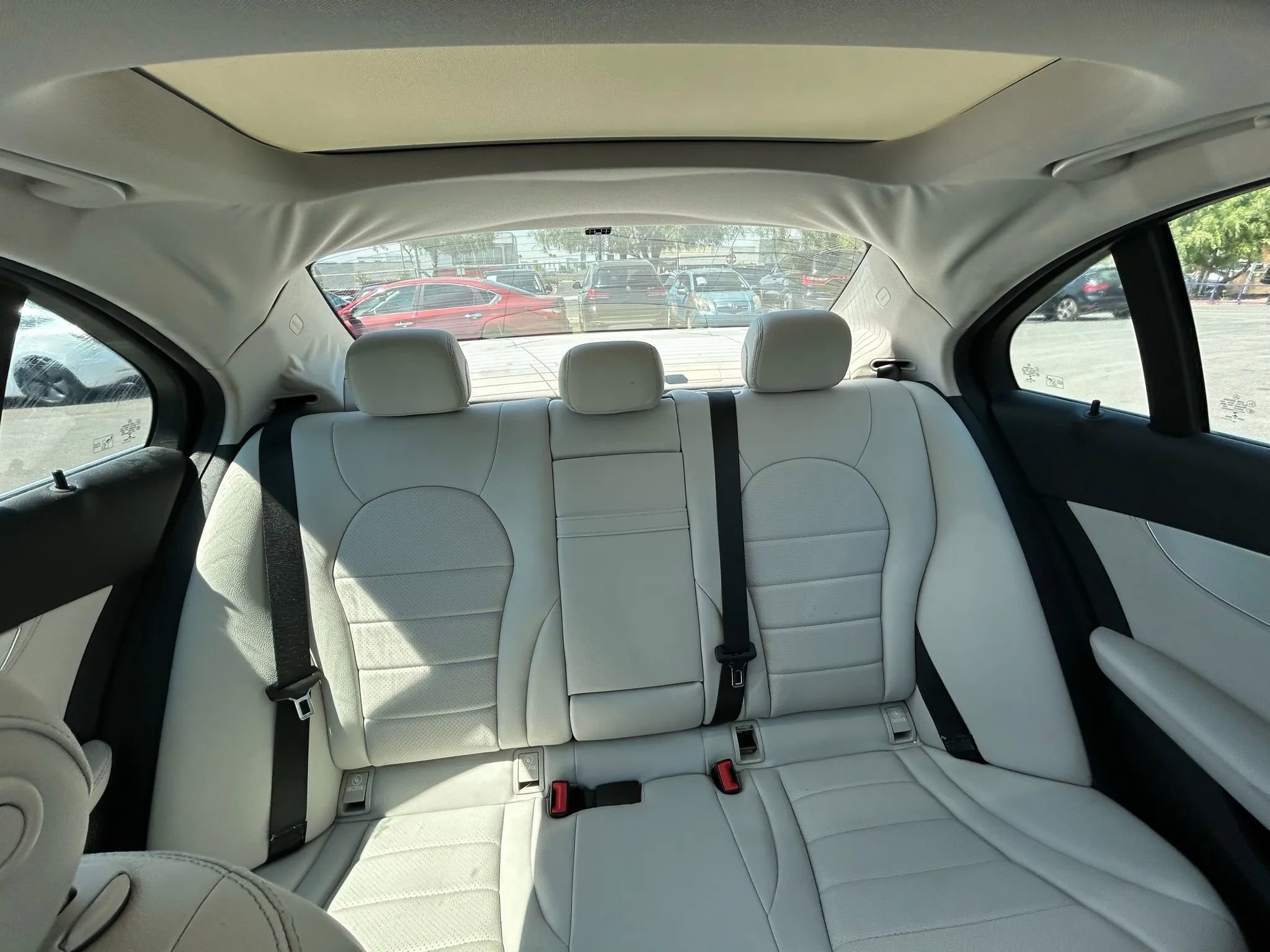 Used 2015 Mercedes-Benz C 300 4MATIC Sedan image 16