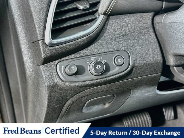Used 2017 Chevrolet Trax Premier w/ Driver Confidence II Package AWD/4WD image 21