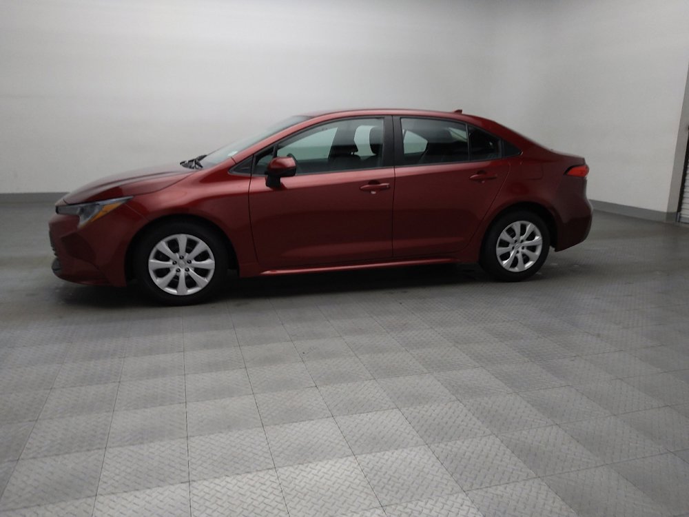 Used 2024 Toyota Corolla LE FWD image 2