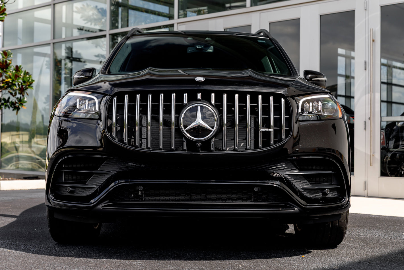 Used 2025 Mercedes-Benz GLS 63 AMG 4MATIC image 13