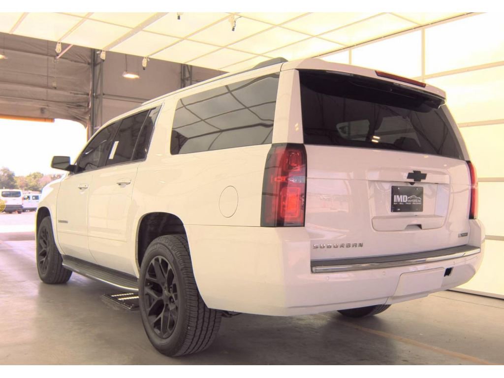 Used 2018 Chevrolet Suburban Premier AWD/4WD image 6