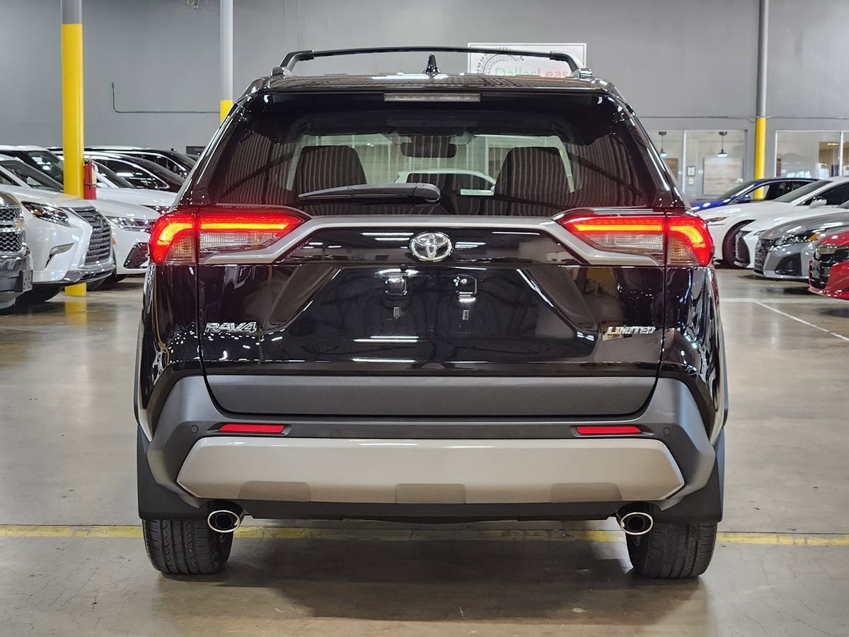 Used 2023 Toyota RAV4 Limited FWD image 10