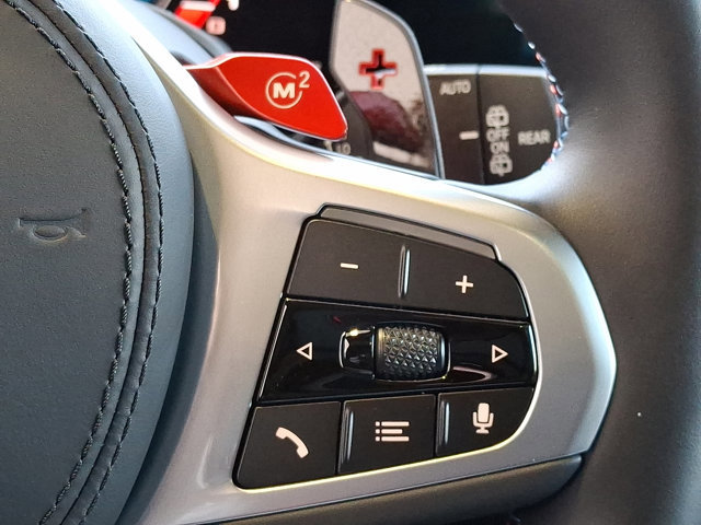 Used 2026 BMW X5 M Competition w/ Executive Package image 25