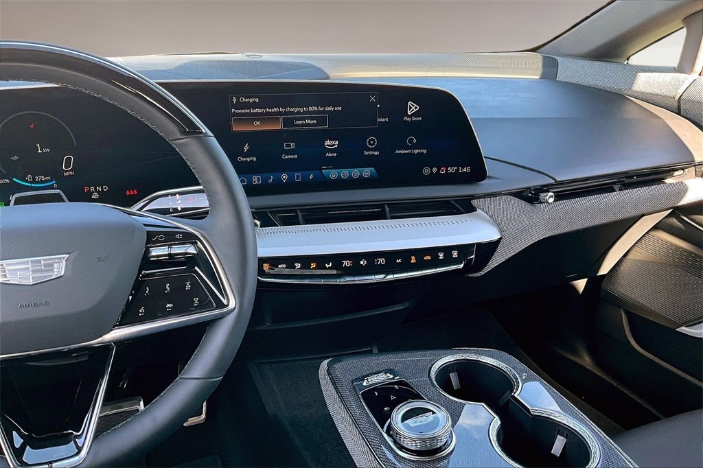 Certified 2025 Cadillac Optiq Luxury 1 image 6