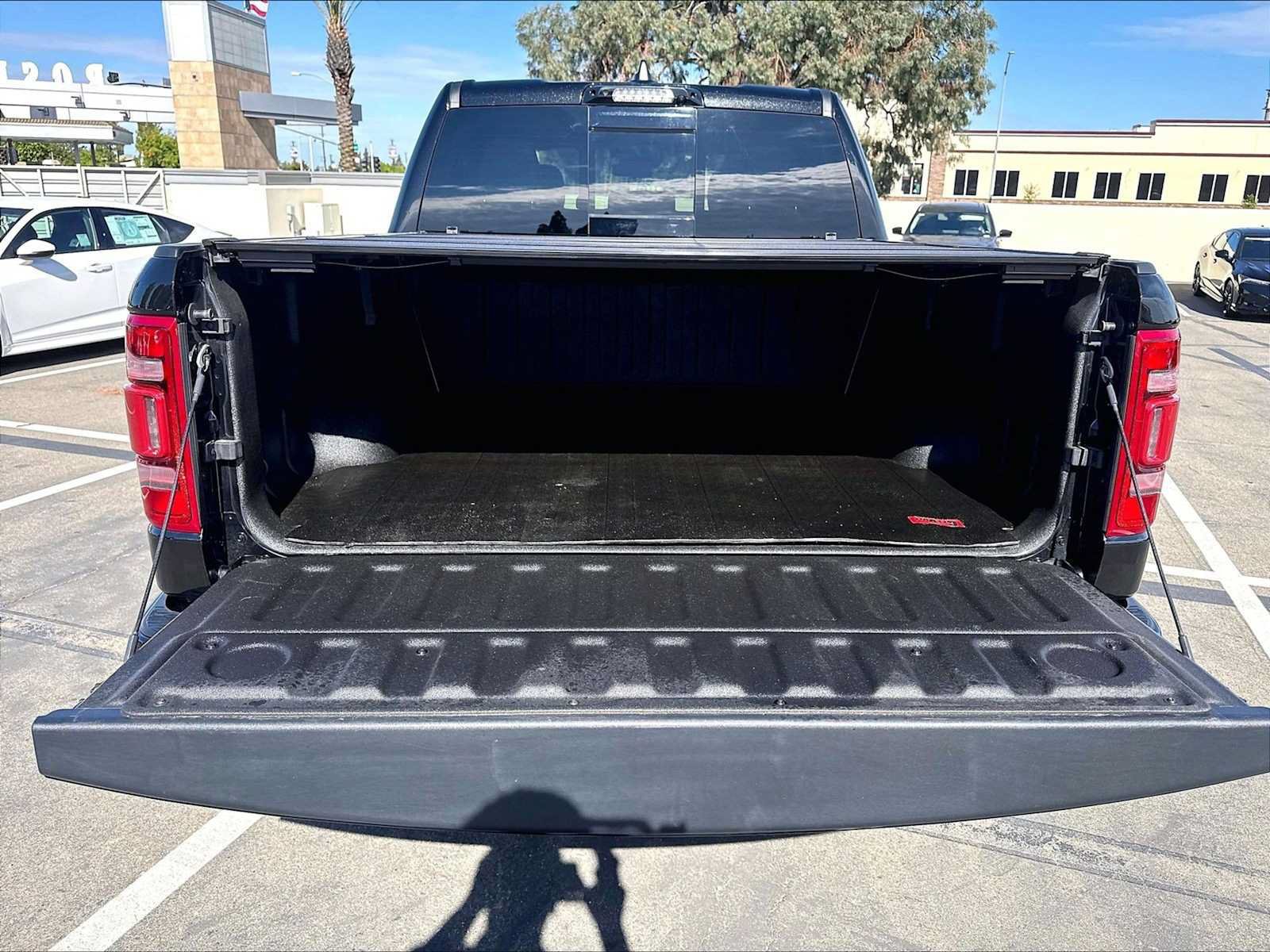 Used 2024 RAM 1500 Limited AWD/4WD image 36