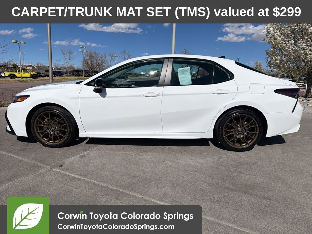 Used 2023 Toyota Camry SE image 4