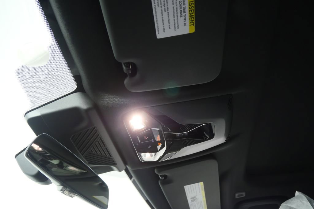 Used 2025 BMW X1 xDrive28i w/ Convenience Package AWD/4WD image 18