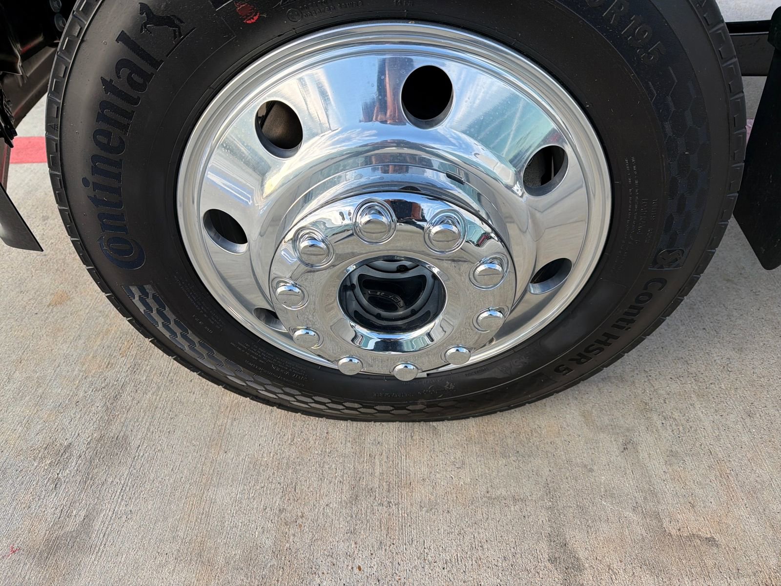 New 2026 Ford F450 XLT w/ XLT Value Package image 27