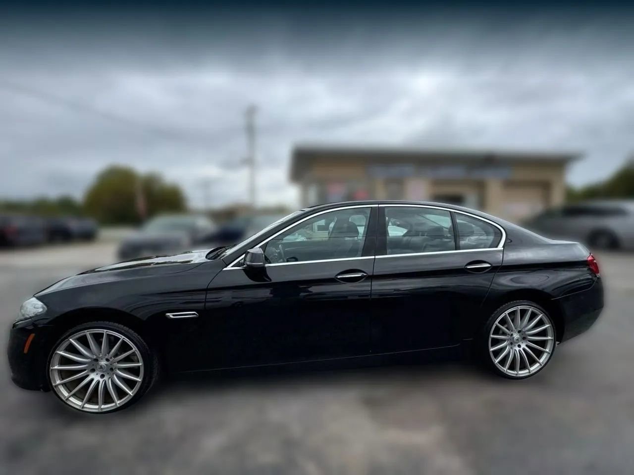 Used 2014 BMW 528i xDrive Sedan image 3