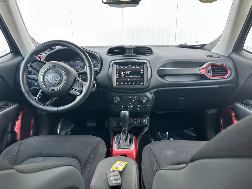 Used 2022 Jeep Renegade Trailhawk AWD/4WD image 33