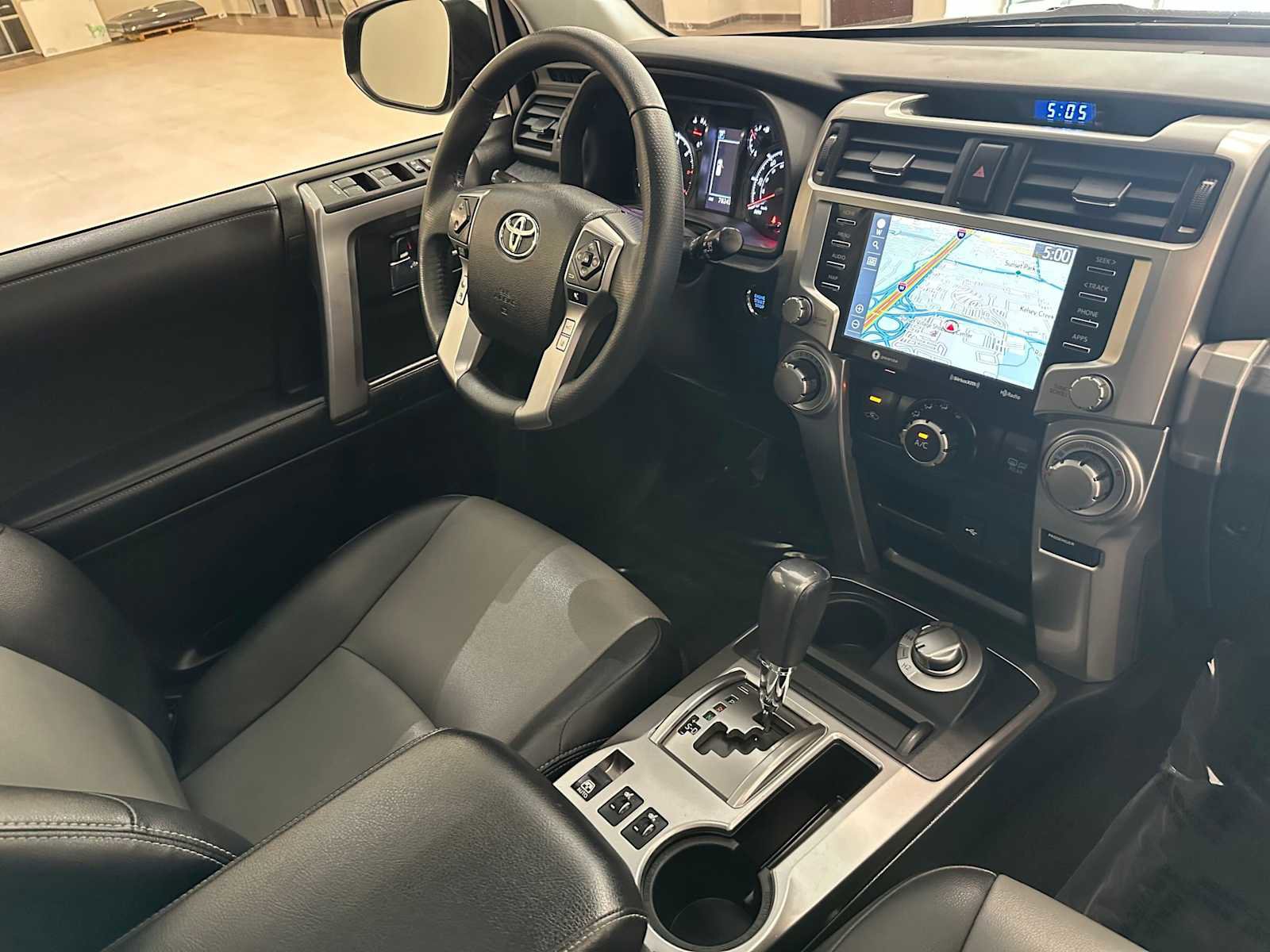 Used 2021 Toyota 4Runner SR5 Premium w/ Moonroof Package AWD/4WD image 29