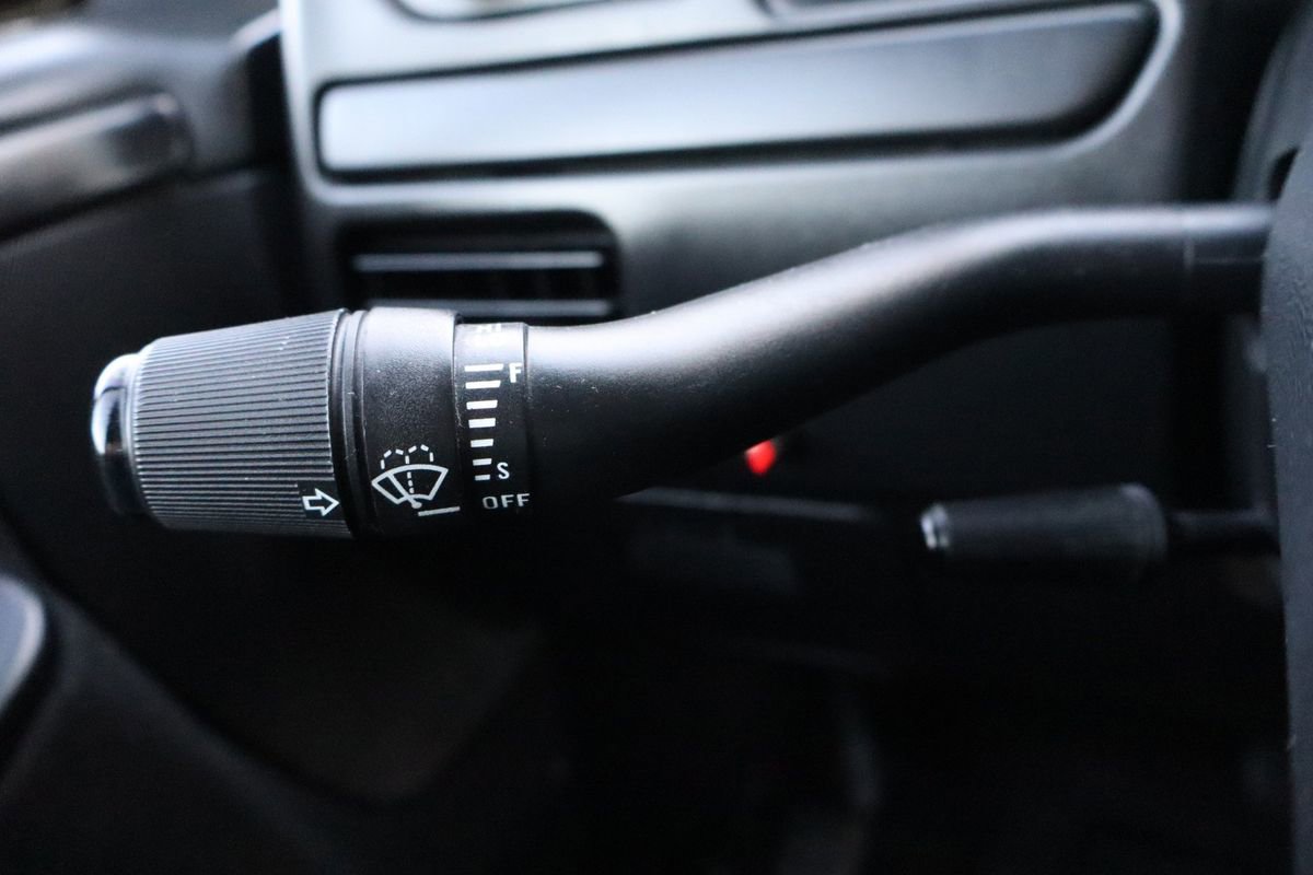 Used 1993 Ford Bronco XLT image 27