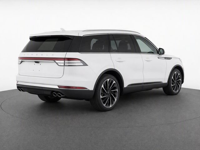 Used 2024 Lincoln Aviator Reserve w/ Equipment Group 201A AWD/4WD image 8