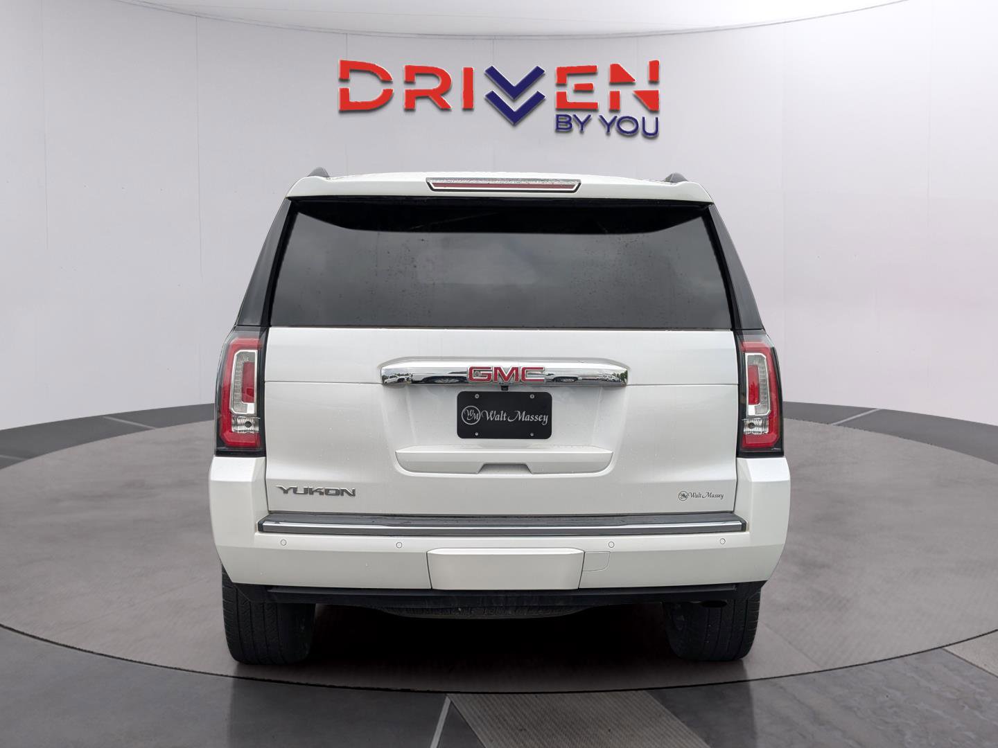 Used 2019 GMC Yukon Denali w/ Denali Ultimate Package AWD/4WD image 4