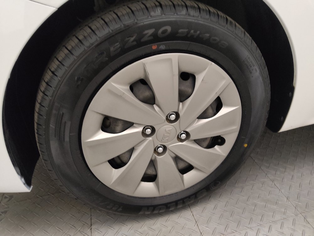 Used 2019 Kia Rio S w/ Technology Package FWD image 31